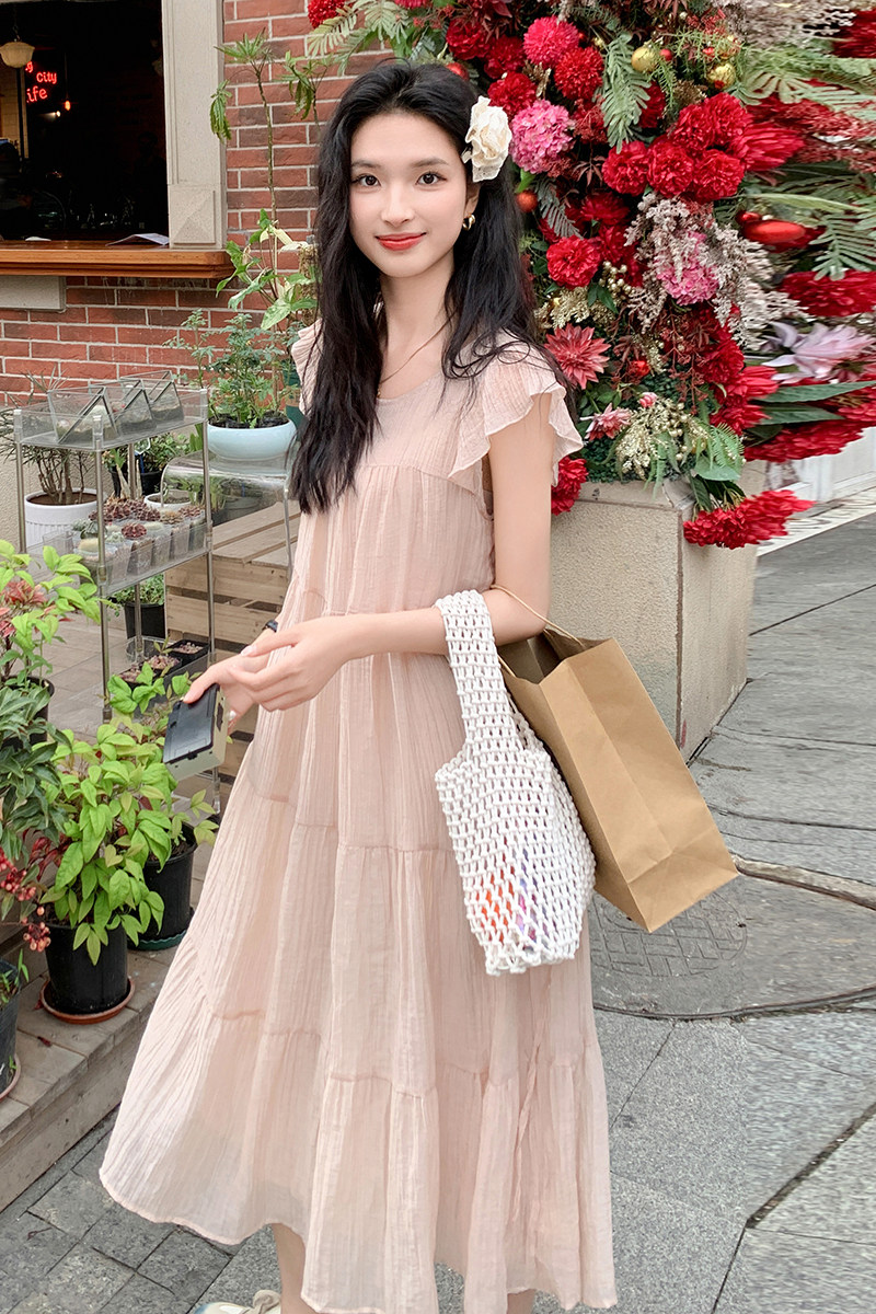 少女系甜美粉色小飞袖连衣裙女夏2025新款松弛感独特漂亮连身长裙,女装连衣裙,2C311