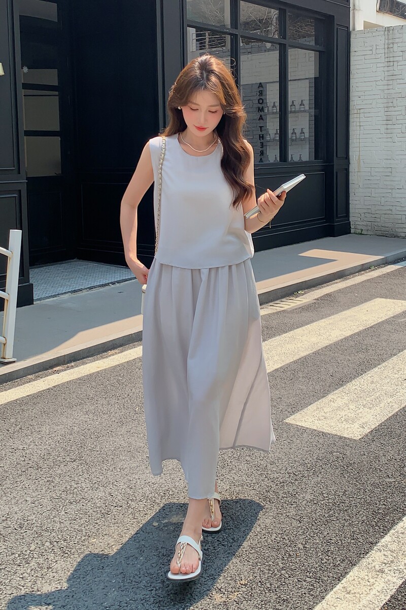 盐甜系穿搭无袖背心套装女夏新款小个子休闲显瘦轻薄半身裙两件套,女装套装/套裙,2C311
