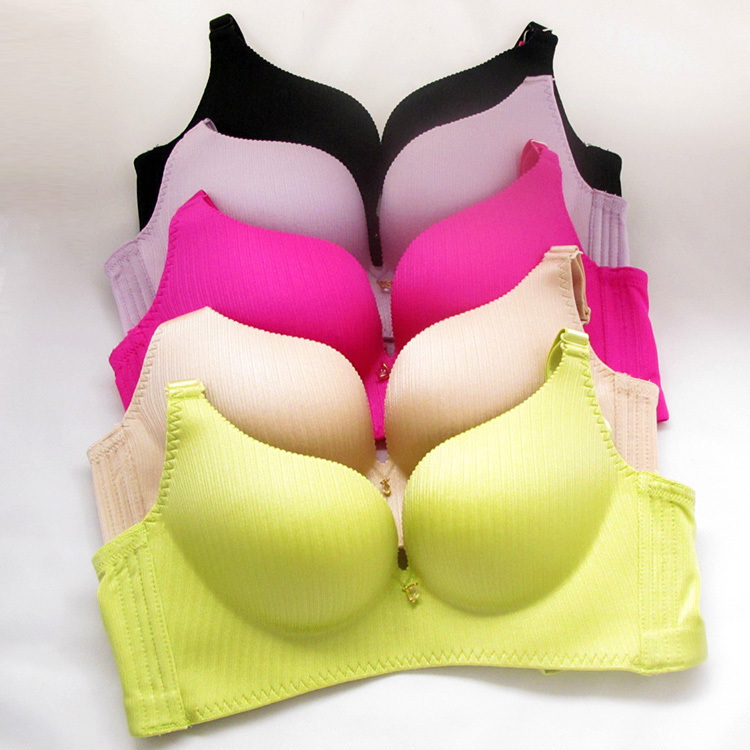 女士上薄下厚四排扣无钢圈文胸