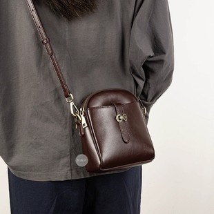 高端手机专用小挎包真皮手机包女斜挎小挎包女春夏装手机的小包包