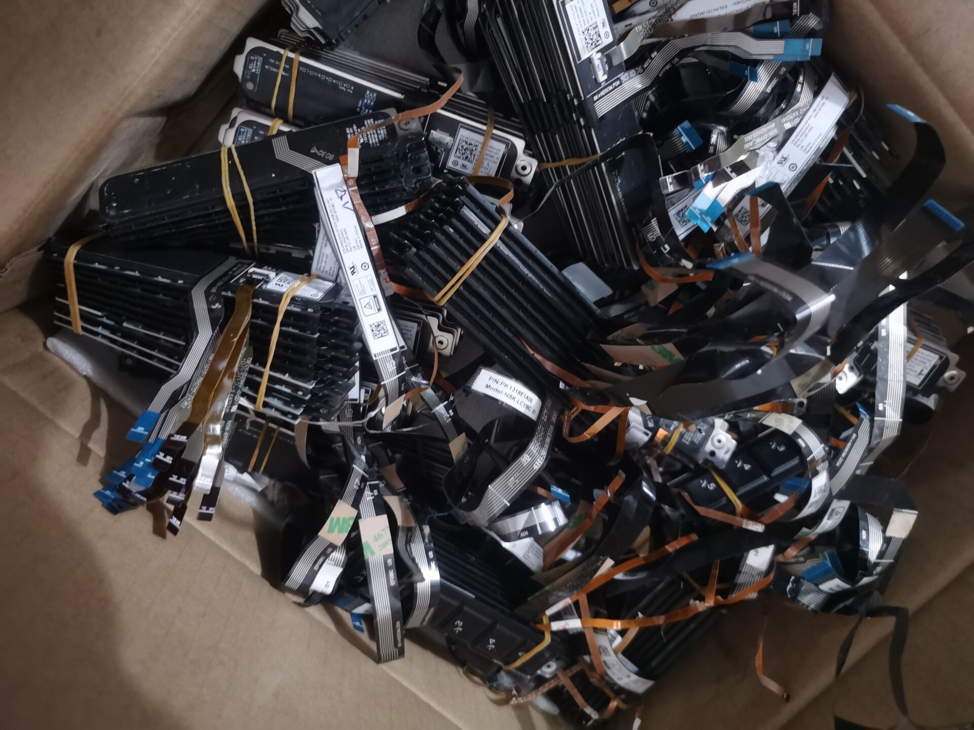 适用戴尔外星人17 R2 R3  R4 15  R3  51M  宏键盘 左边小键盘