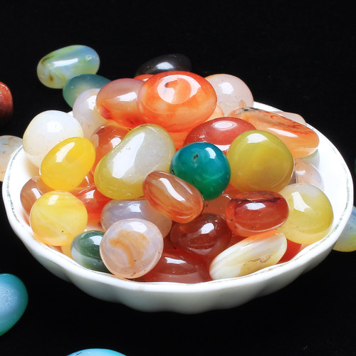 如鸿天然红玛瑙滚石水晶碎石