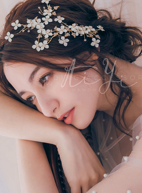 繁花组合婚纱礼服摄影跟妆发梳