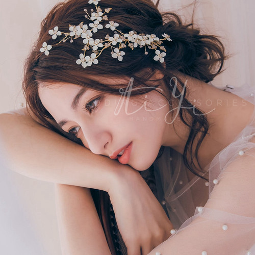 繁花组合婚纱礼服摄影跟妆发梳