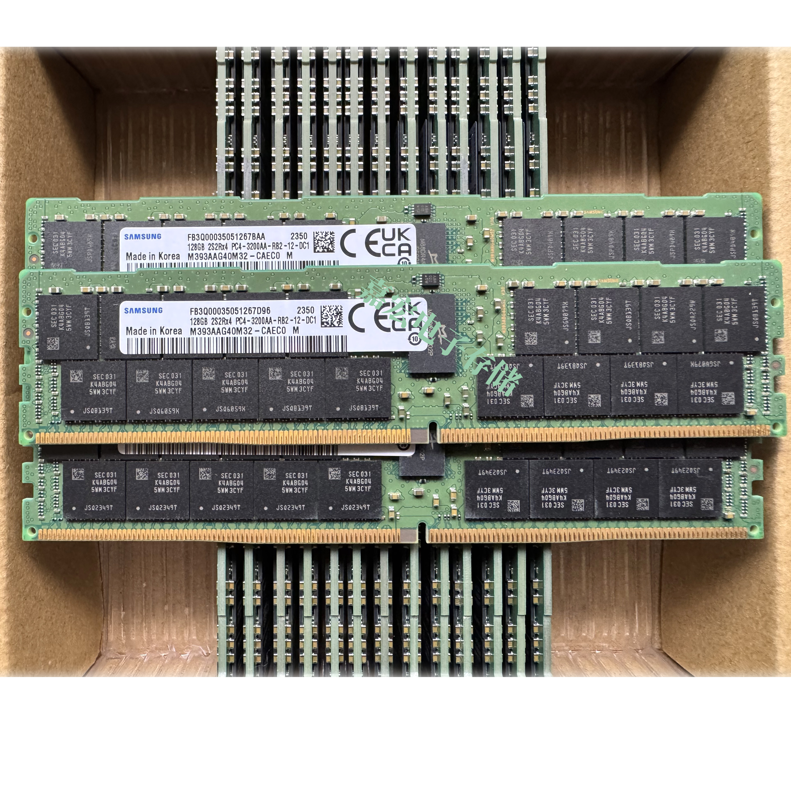 三星 128G DDR4 2S2Rx4 3200 ECC REG RDIMM内存M393AAG40M32-CAE