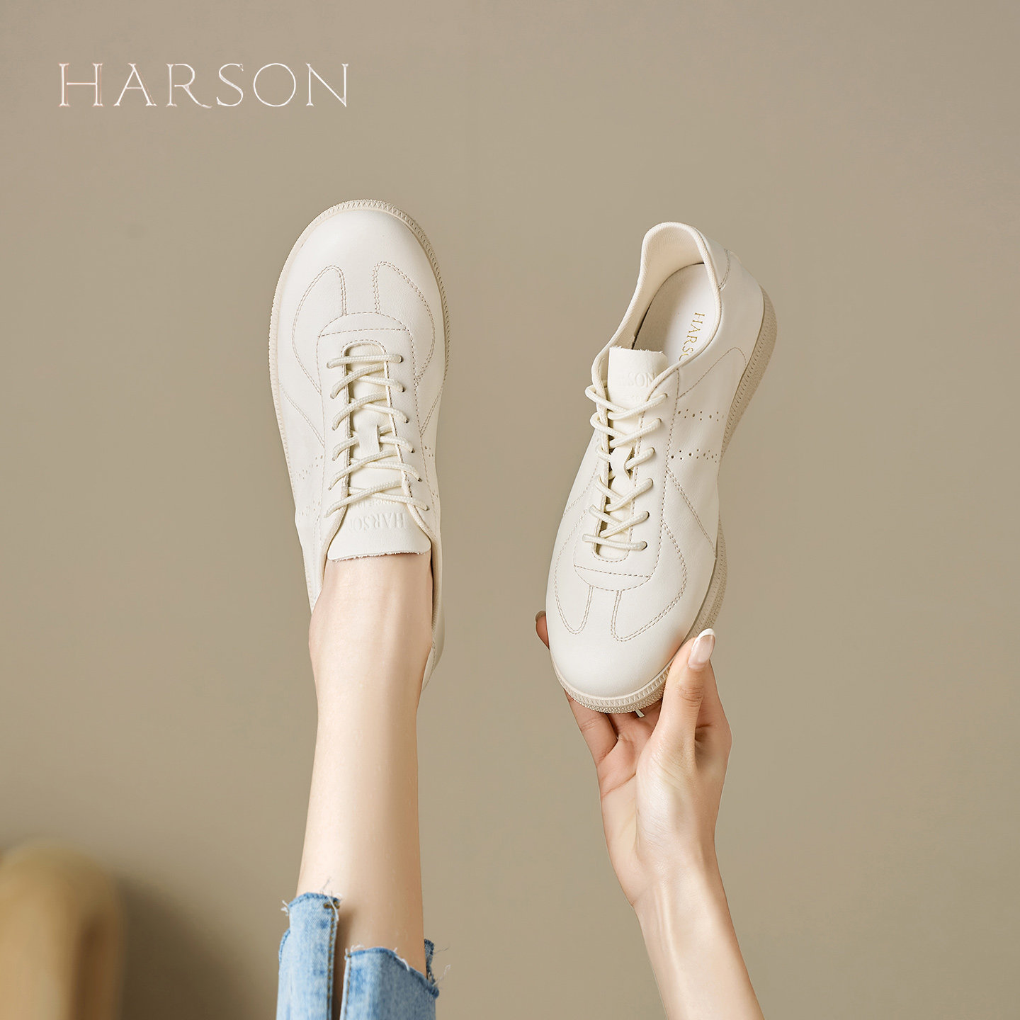 哈森真皮小白鞋女2026春季新款平底休闲板鞋舒适百搭运动鞋德训鞋
