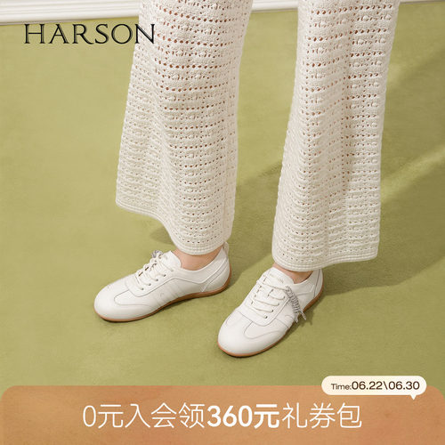 哈森M型圆头平跟德训鞋女简约百搭软底休闲鞋2026夏新款HCL260305