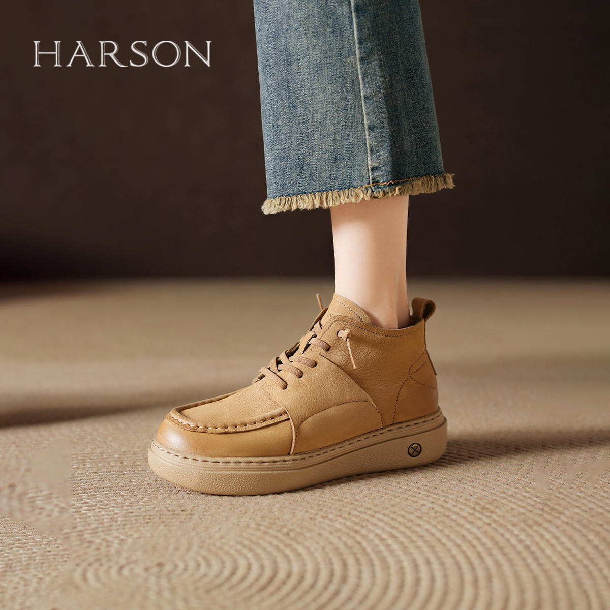 哈森时尚休闲经典乐福鞋