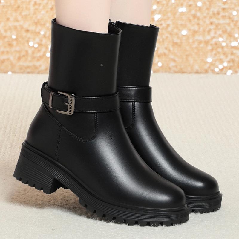 欧洲站半桶靴女秋冬季妈妈鞋子2024新款短靴加绒皮鞋粗跟时装靴子