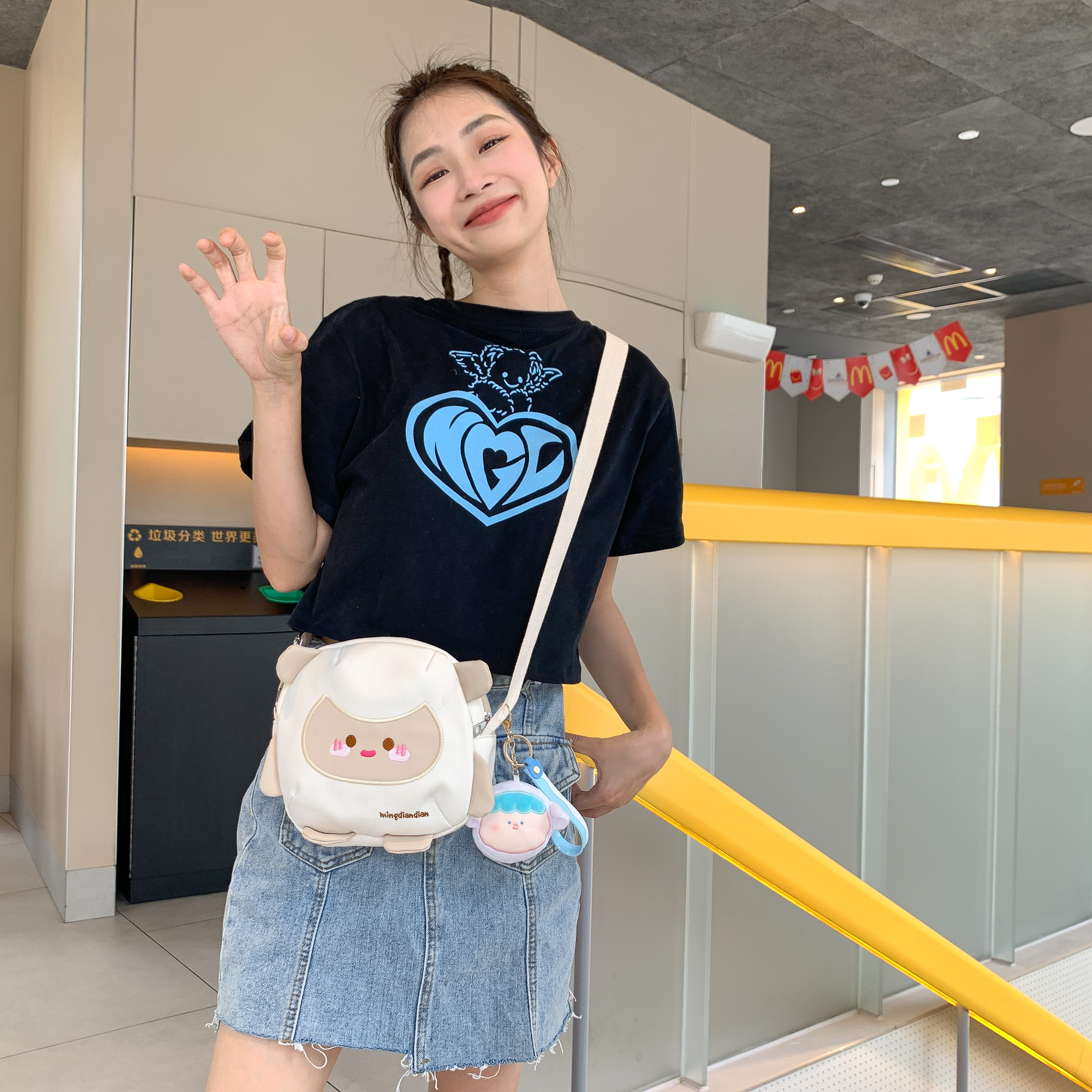 儿童斜挎包女孩出行小背包