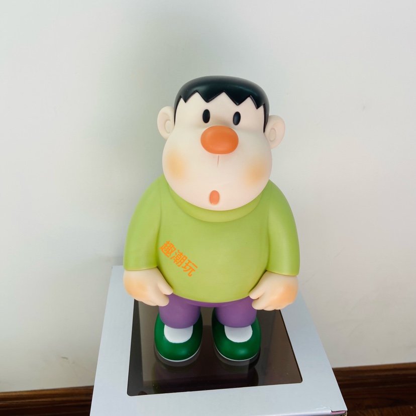 2009展会限定哆啦a梦胖虎初登场版冈田武呆萌胖虎潮桌面摆件玩偶