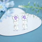 旭平法式 复古紫色五瓣花仿珍珠耳钉女春天浪漫温柔气质高级感耳饰