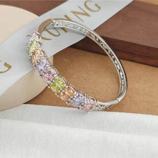 旭平时尚 轻奢复古中古风气质微镶彩色人造石易搭手镯手饰