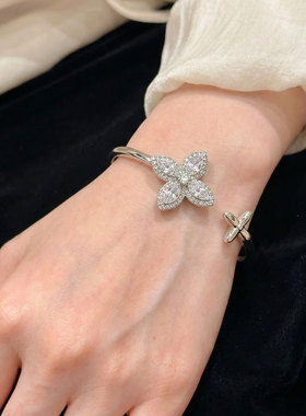 旭平【四叶星芒】微镶四叶花开口手镯时尚轻奢小众个性设计高级感