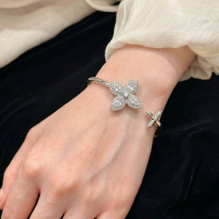 轻奢小众个性 微镶四叶花开口手镯时尚 设计高级感 四叶星芒 旭平