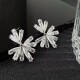 精致高级感耳饰 轻奢闪亮花朵耳钉女小众灵动时尚 艳艳 冰裂之花