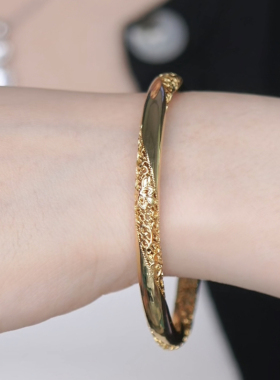 旭平【云中君】新中式国风仿黄金色镂空雕花手镯复古宫廷风手环女