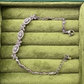 旭平银色镂空密镶马眼形拼接四叶子手链女清冷感精致气质小众手饰