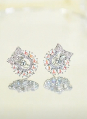 旭平【甜甜圈】少女心梦幻灵动铃铛蝴蝶结蚊香盘耳夹时尚GDW