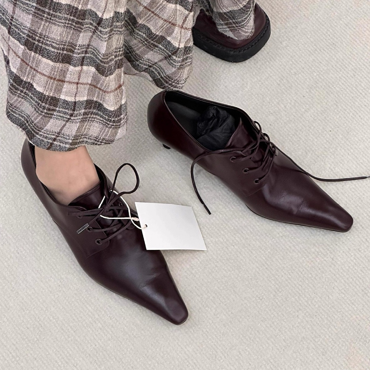 羊皮版~小皮鞋女2025新款小众设计方头系带通勤百搭不累脚细跟单