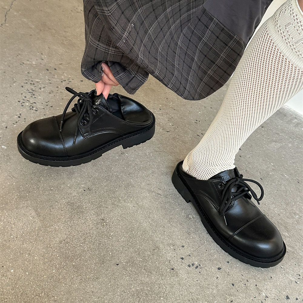 SGIRL TWTW英伦风系带单鞋女2026新款复古圆头粗跟百搭德比小皮鞋