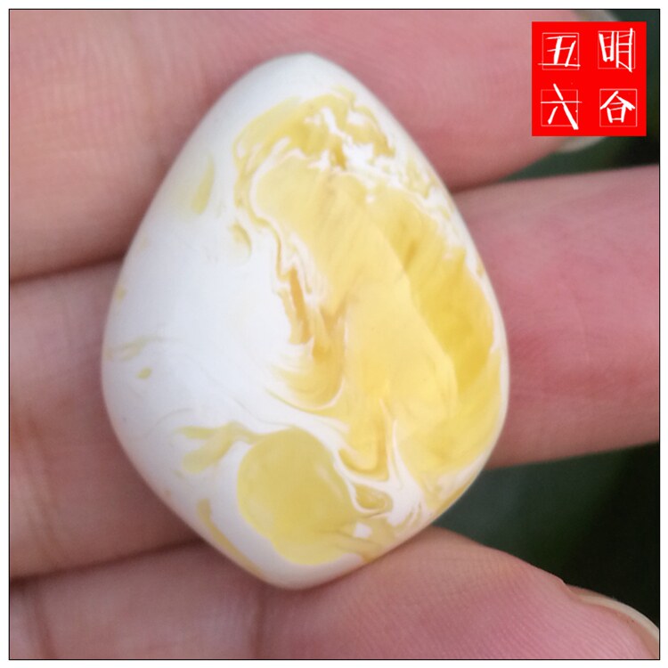波海琥珀蜜蜡俄料白蜜白花蜜吊坠,4.1克瓷白金绞白蜜吊坠