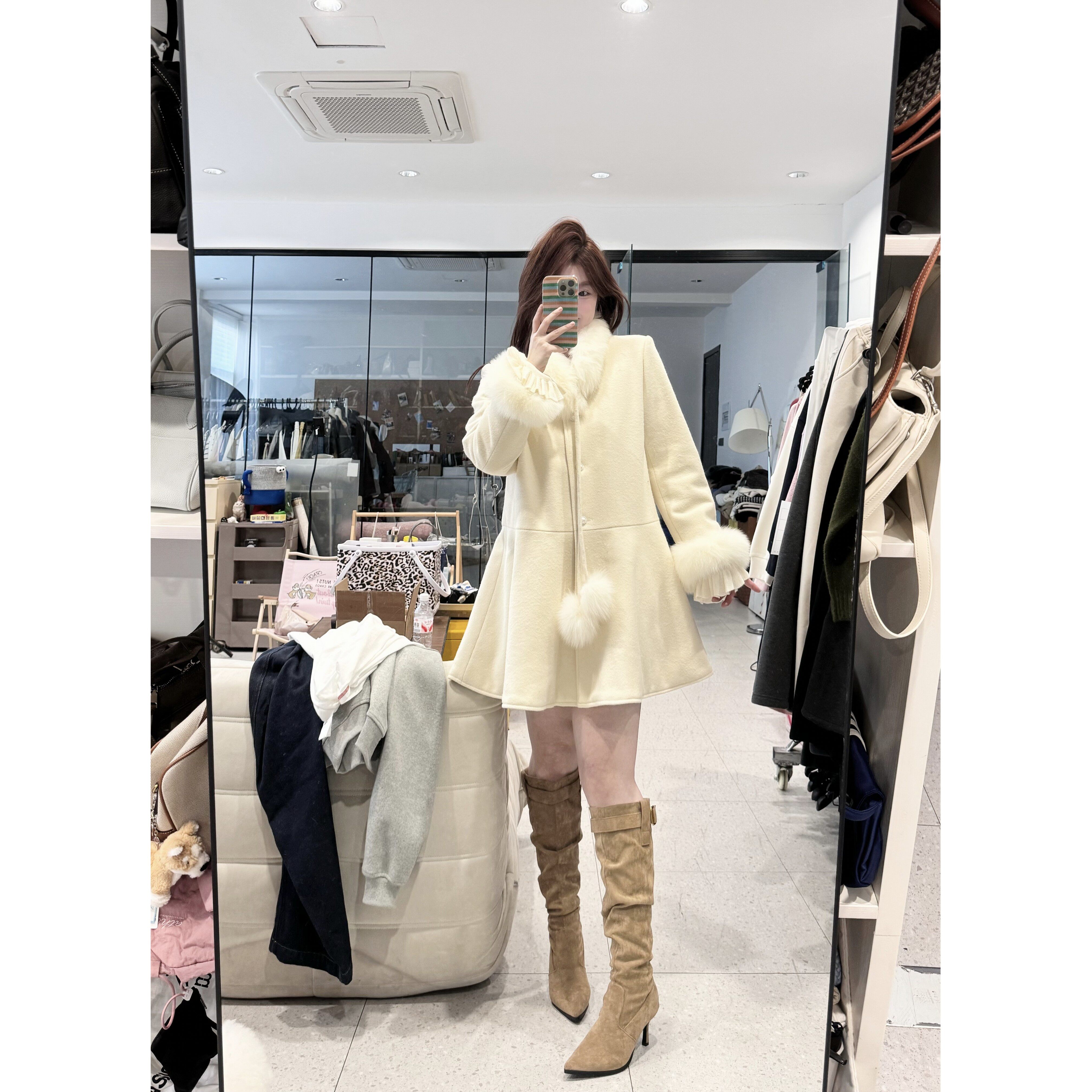 蕾蕾【雪国千金】冬季袖口拼毛毛下摆荷叶裙摆毛呢外套裙