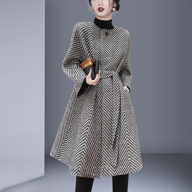 中长款赫本风毛呢外套高级感小众