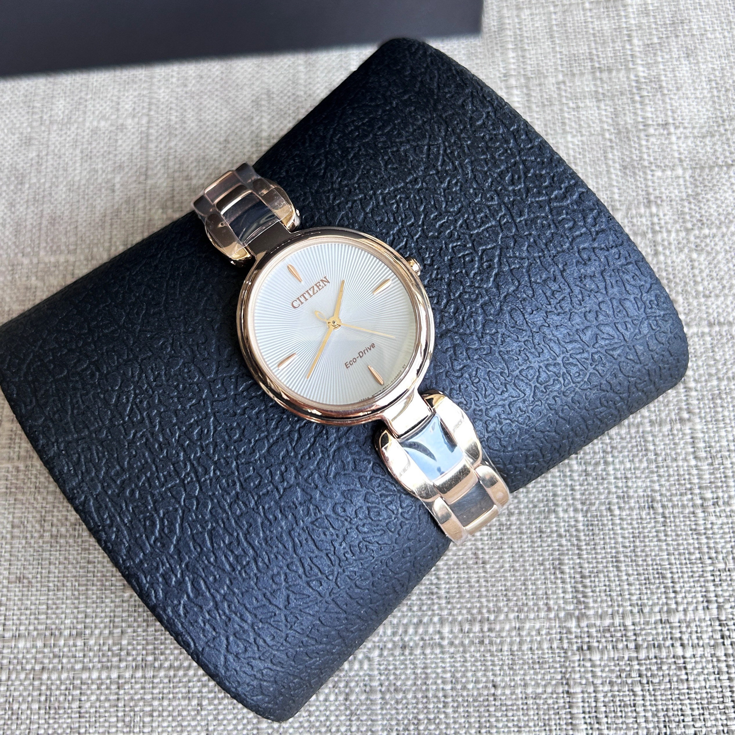 正品西铁城光动能EM0673-83D玫瑰金女表鹅蛋形贝母盘EM0423-81A