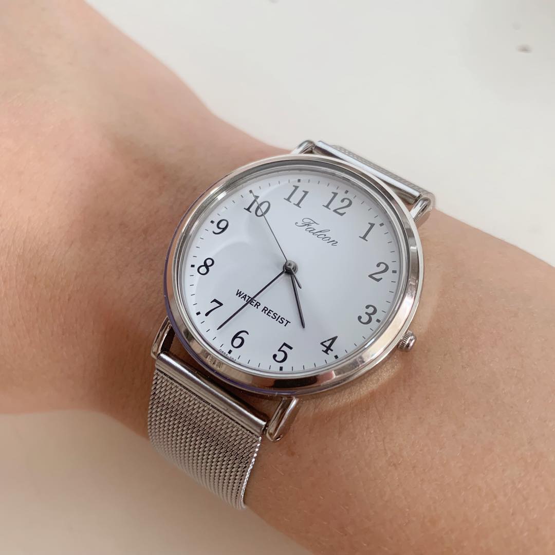 西铁城猎鹰Q＆Q款Q996-304复古简约手表情侣直径34mm米兰表带