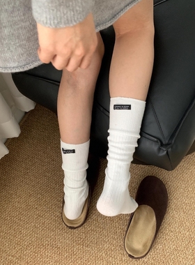 终于！穿堆堆袜的黄金期来啦！这小腿袜秋冬时尚单品不过分吧？