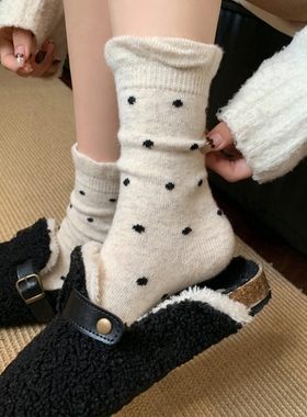 波点袜子都被我翻烂了...唯毒这一款~chao美超温柔！绵羊毛保暖￥