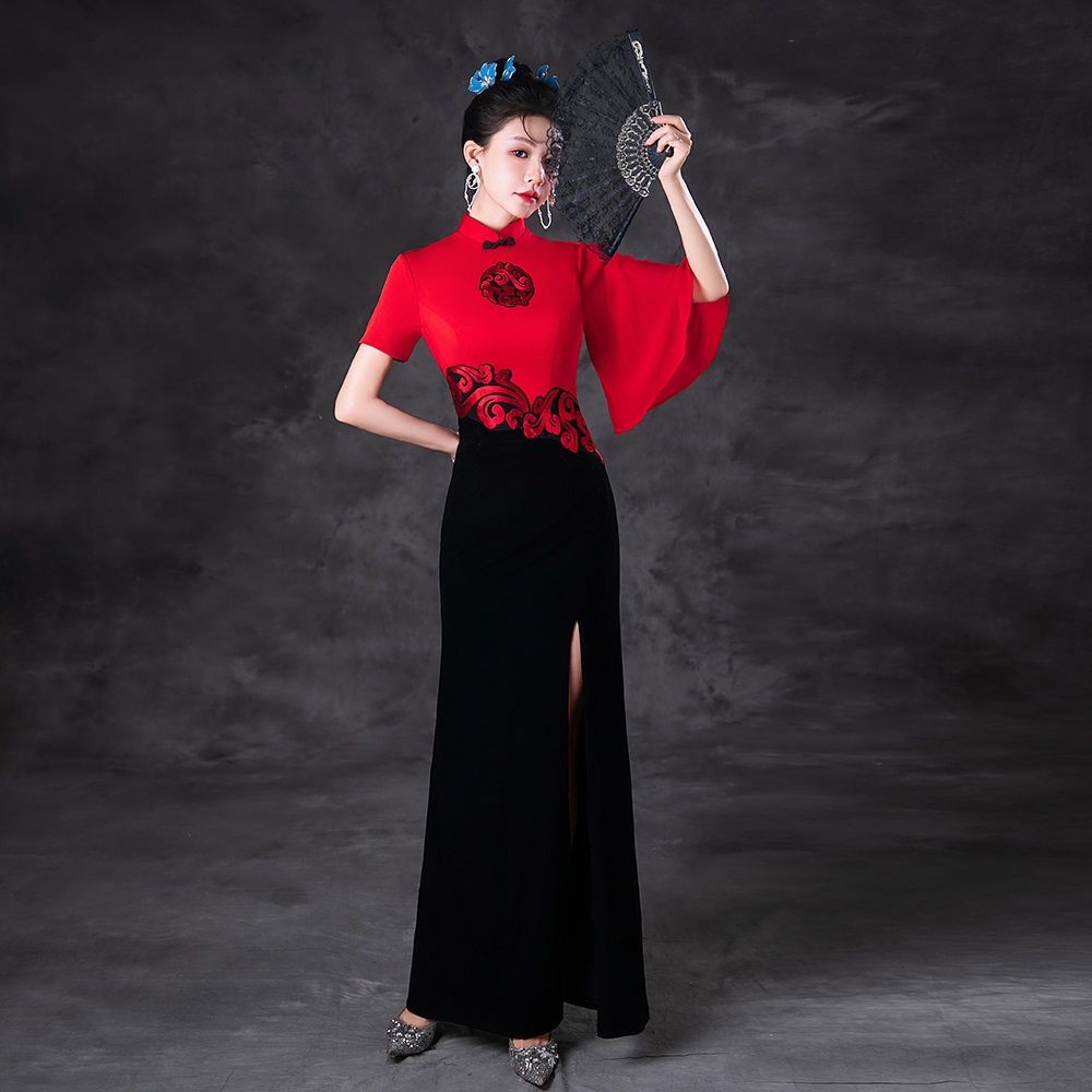 紫缘萱舞台演出服宴会晚装年会修身显瘦开叉红黑模特团体走秀气质