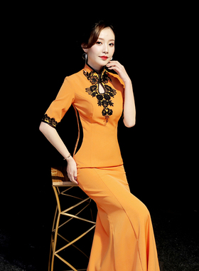 紫缘萱黄色拖尾晚礼服宴会装中袖模特走秀团队演出服修身显瘦旗袍