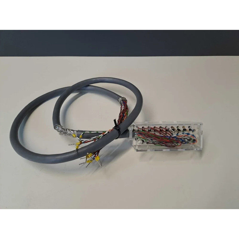 BMXFTW301S - SCHNEIDER - BMXFTW301S / Cord And Connector Use