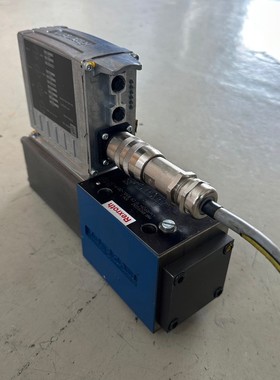 1x Rexroth R901512262 Hydraulikventil 4WRPDH 10 C5 B50L-20/M