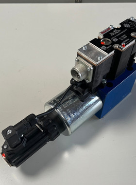 Rexroth R900247296 4WREE 10 WA50-22/G24K31/A1V Servoventil K