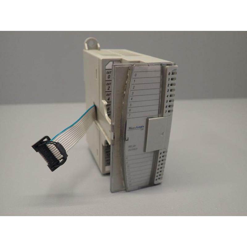 1762OW16 - Allen-Bradley - 1762-OW16/Module Relay 16 Outputs