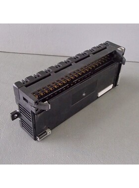 Tbxdms16p22 - Telemecanique - Module 8 inputs 8 outputs Used