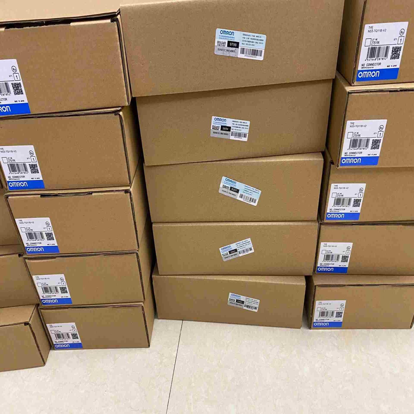 触摸屏NS5-SQ10B-V2 NS5-MQ10B-V议价