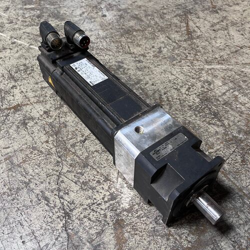 Lenze MCS 09L51-RS0B0-A14N-ST5S00N-R0SU + Neugart XRJN090 Se