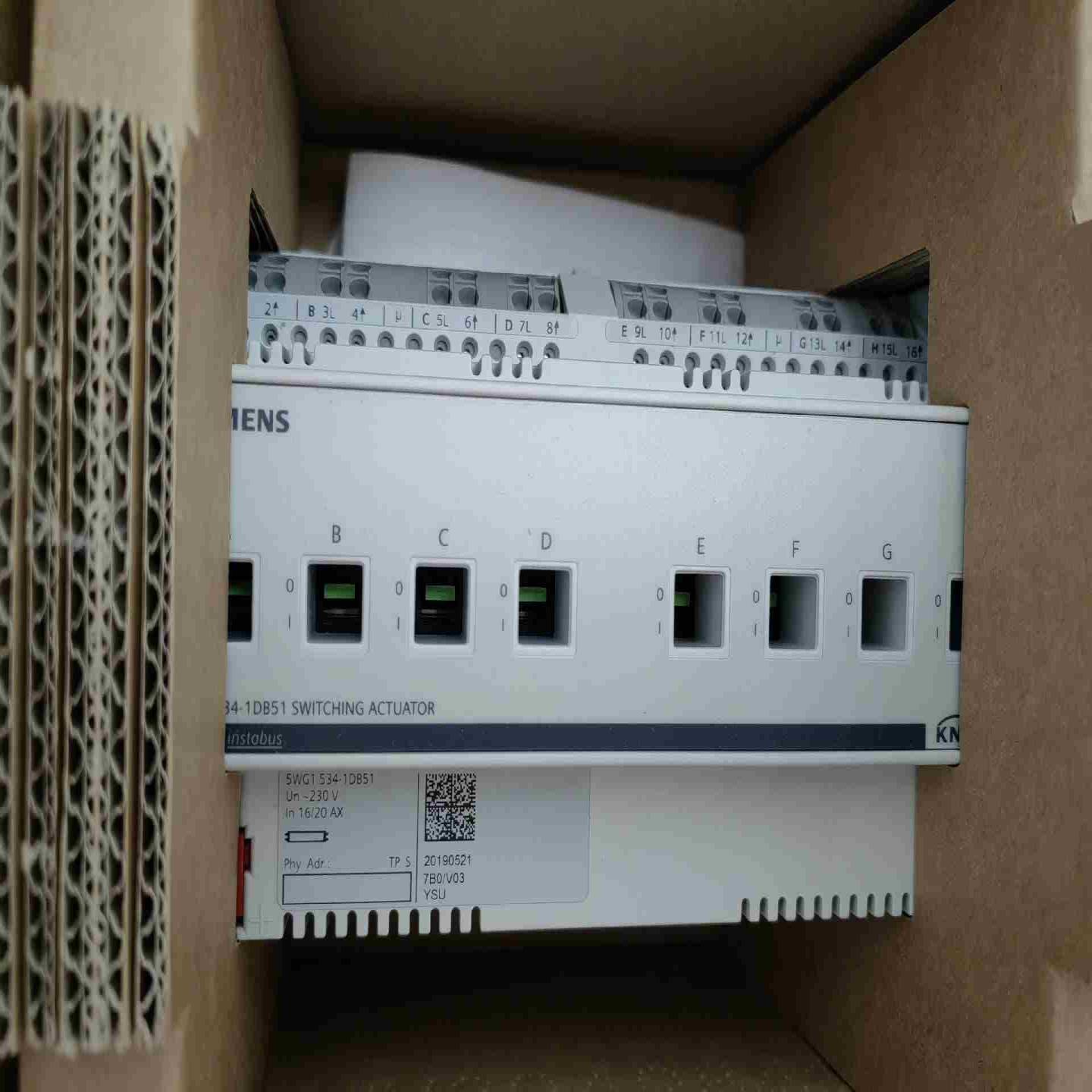 KNX带包装5WG1-534-1DB51 有两 标议价