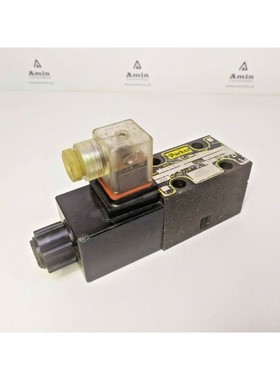 Válvula De Control Direccional Parker D1VW20BNJP70 X5448