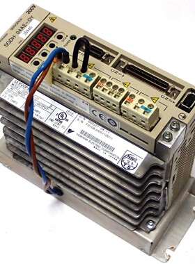 OMRON SGDH-04AE-OY SERVOPACK / SERVO DRIVE IN 200-230Vac 1PH