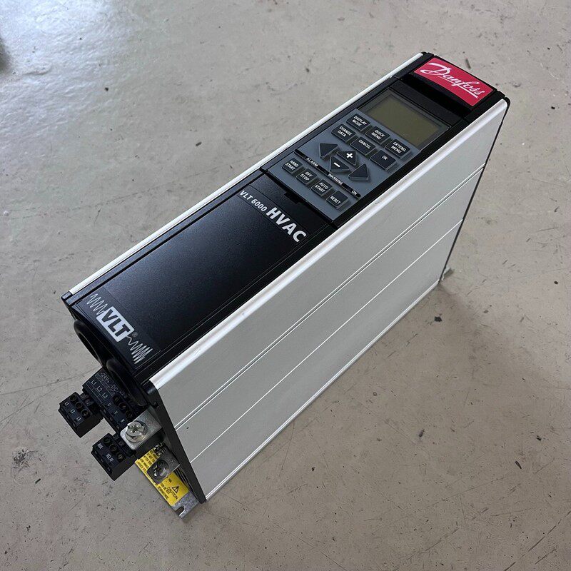 1x Danfoss VLT 6000 HVAC VLT6002HT4B20STR3DLF00A00C0 1752700