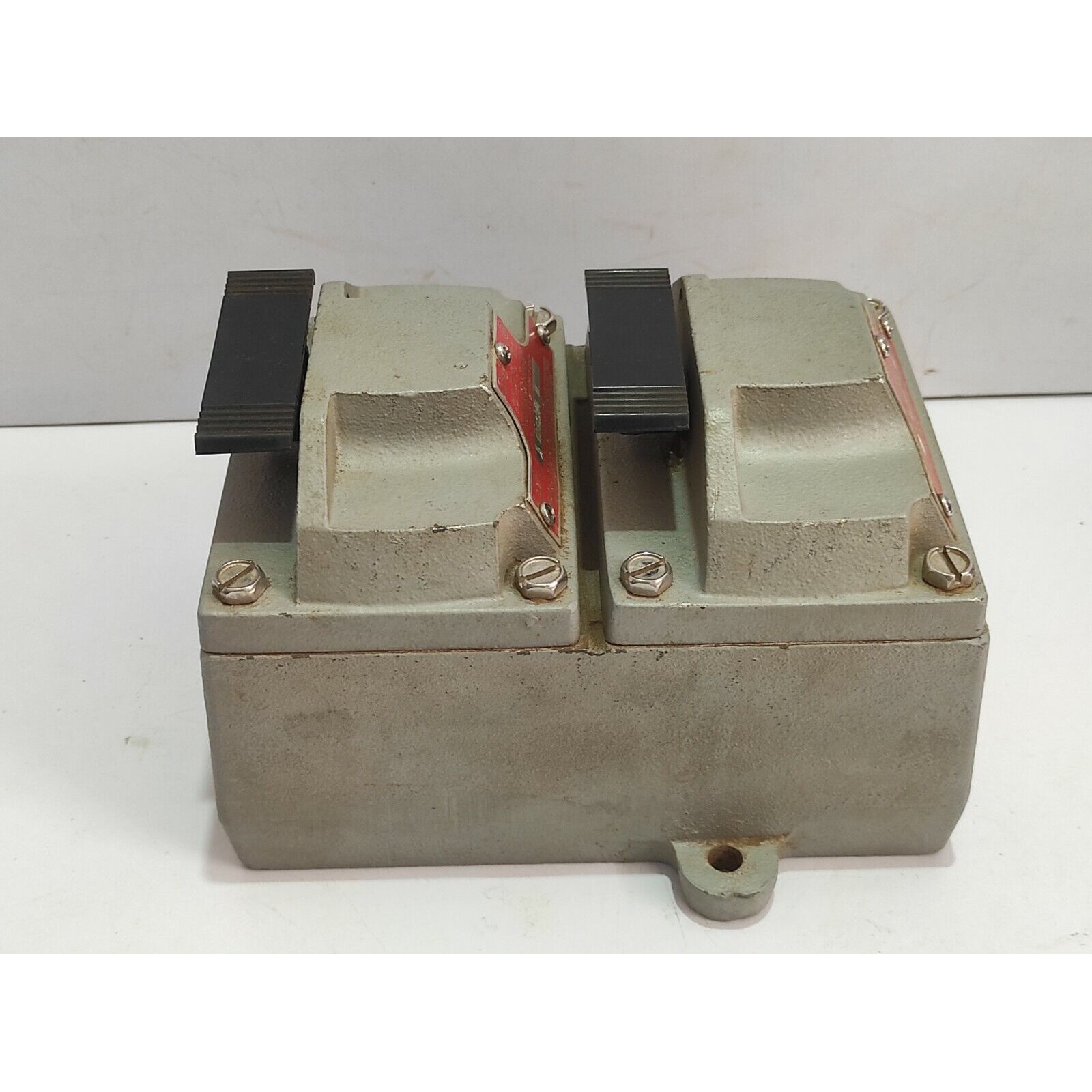 Appleton EDS2294 M Interruptor 1.9cm Eds 600VAC Máximo Pesa