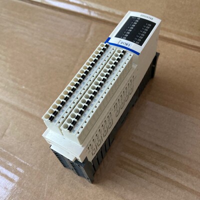 1x Schneider Electric Advantys STB DDO 3705 24VDC OUT 16pt s
