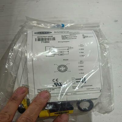 QS18VP6FF100Q8  邦纳光电开关议价