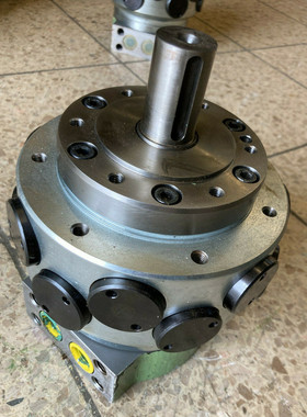 Düsterloh KM 40 ZA1 40ccm Hydraulikmotor Radialkolbenmotor