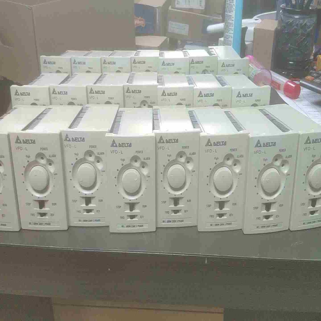 台达变频器VFD001L21A议价